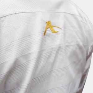 UNIFORME KUMITE – ONYX ZERO GRAVITY WKF – GOLD - Image 3